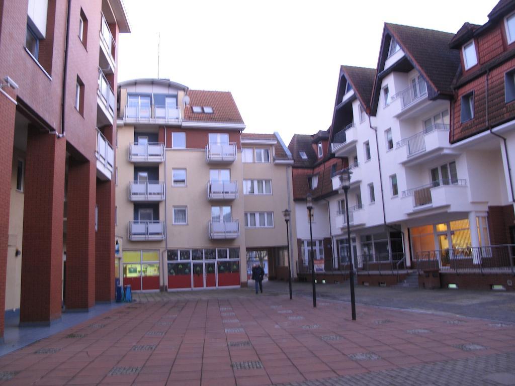 Portowy Z Garazem, Ul Towarowa